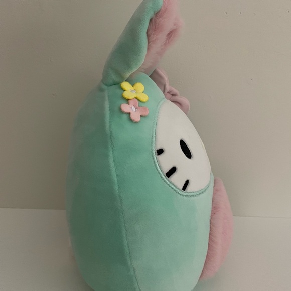 Squishmallow NWT Hello Kitty 8”, GREAT CHRISTMAS GIFT FOR HELLO KITTY FANS! - Picture 5 of 8